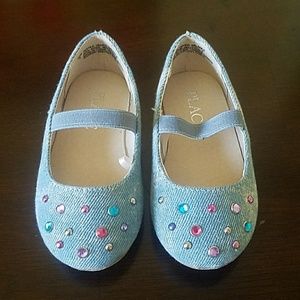 Toddler Shoes FREE with bundle